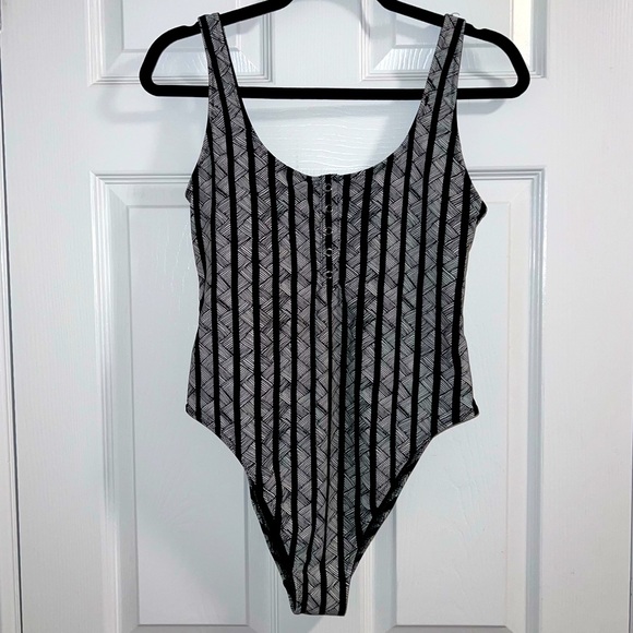aerie henley one piece swimsuit - Picture 3 of 7